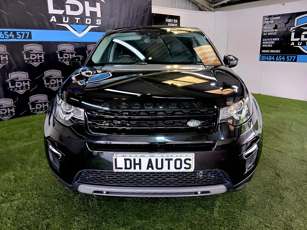 Used 2018 Land Rover Discovery Sport Hse Black - Interior and Exterior details 8