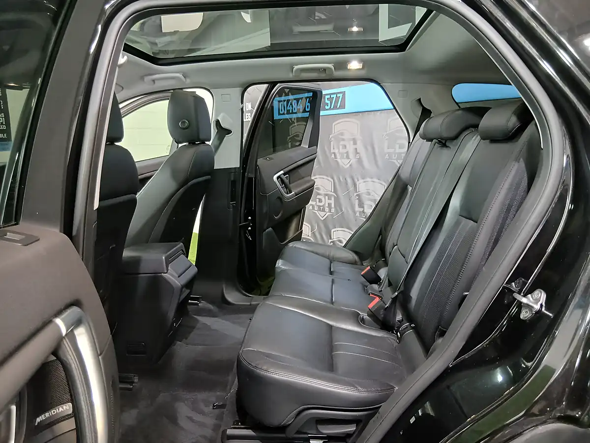 Used 2018 Land Rover Discovery Sport Hse Black - Interior and Exterior details 5