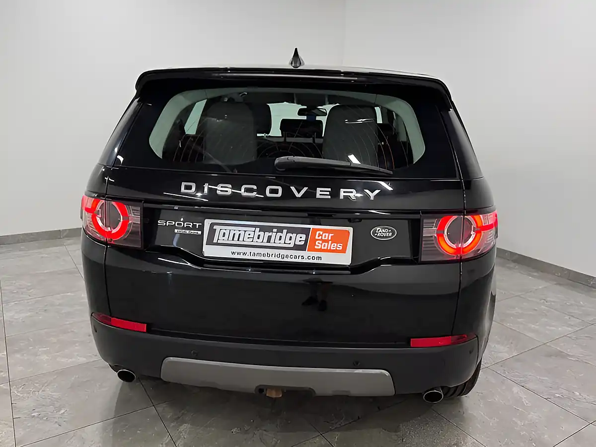 Used 2018 Land Rover Discovery Sport Hse Black - Interior and Exterior details 7