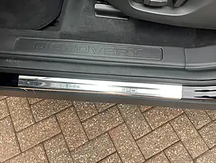 Used 2018 Land Rover Discovery Sport Hse Black - Interior and Exterior details 11