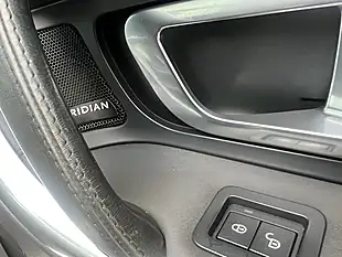Used 2018 Land Rover Discovery Sport Hse Black - Interior and Exterior details 16