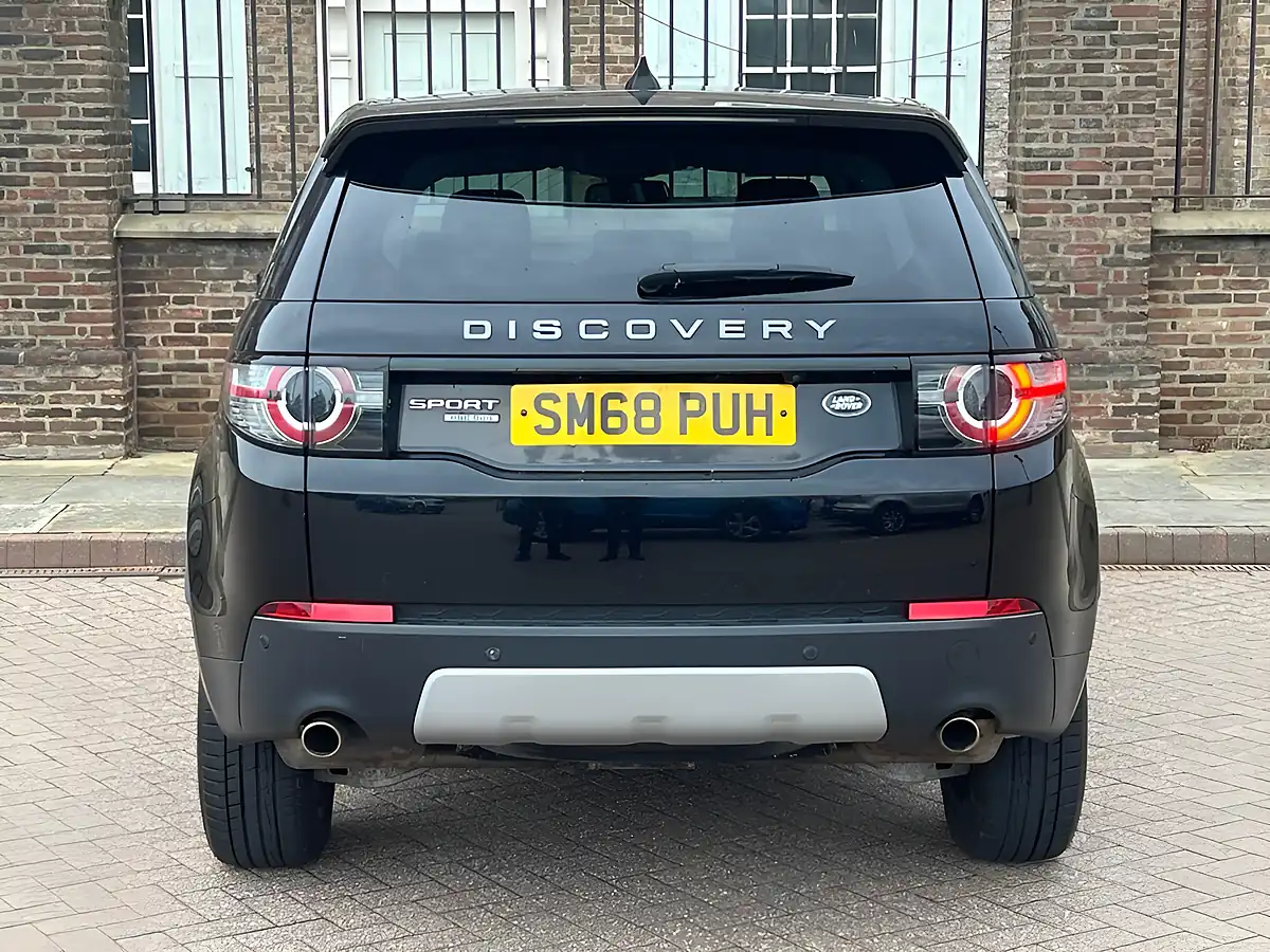 Used 2018 Land Rover Discovery Sport Hse Black - Interior and Exterior details 19