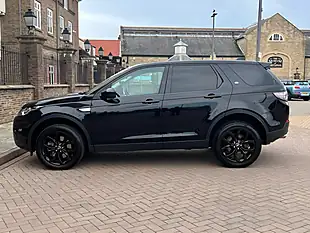 Used 2018 Land Rover Discovery Sport Hse Black - Interior and Exterior details 6