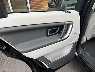 Used 2018 Land Rover Discovery Sport Hse Black - Interior and Exterior details 16