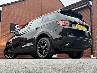 Used 2018 Land Rover Discovery Sport Hse Black - Interior and Exterior details 8