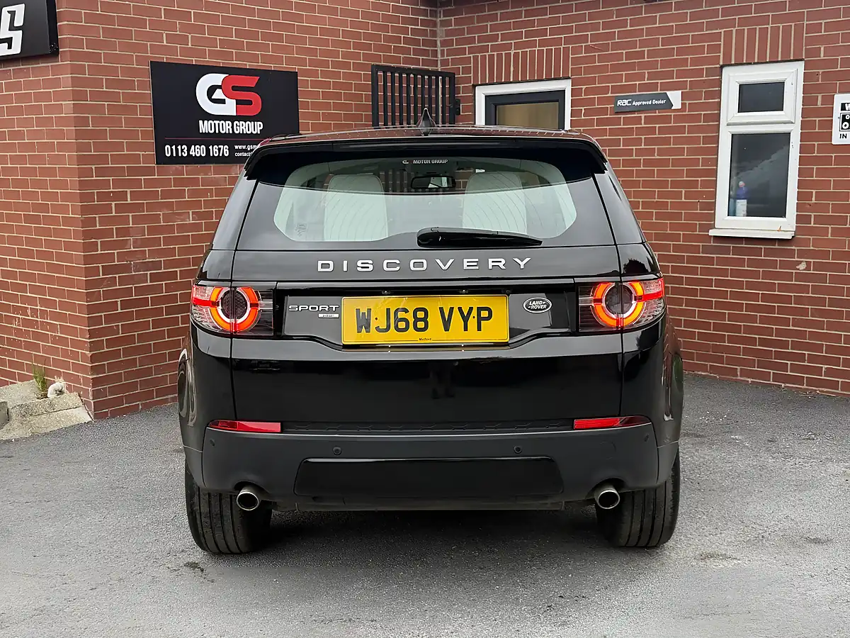 Used 2018 Land Rover Discovery Sport Hse Black - Interior and Exterior details 9