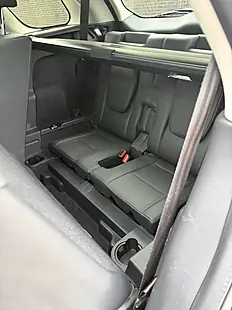 Used 2018 Land Rover Discovery Sport Hse Black - Interior and Exterior details 10