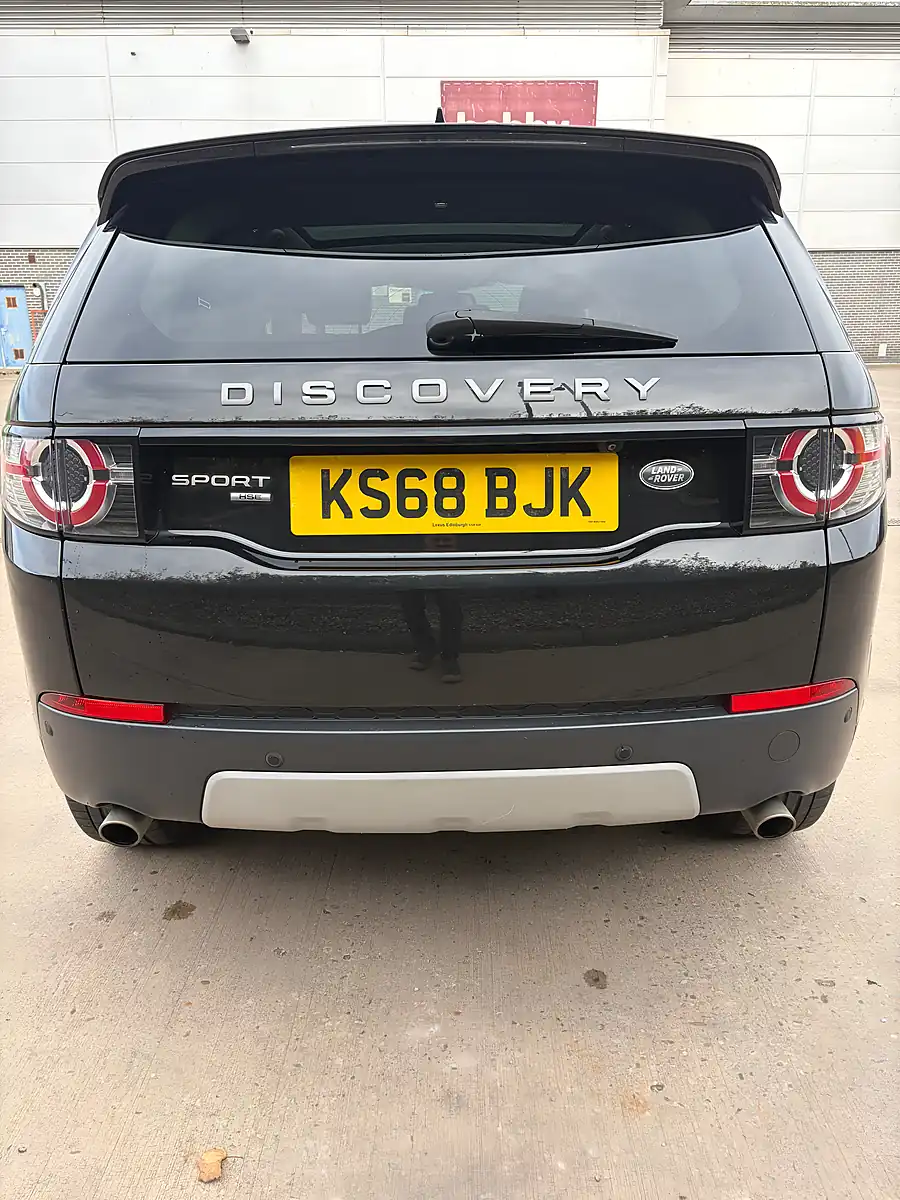 Used 2018 Land Rover Discovery Sport Hse Black - Interior and Exterior details 4