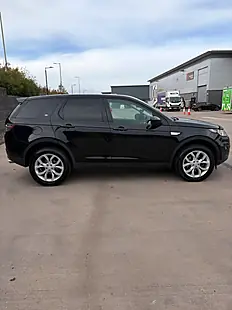 Used 2018 Land Rover Discovery Sport Hse Black - Interior and Exterior details 6