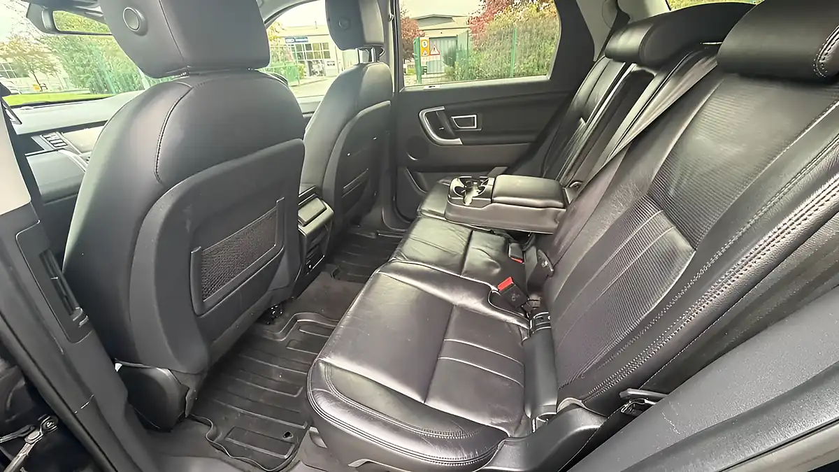 Used 2018 Land Rover Discovery Sport Hse Black - Interior and Exterior details 15