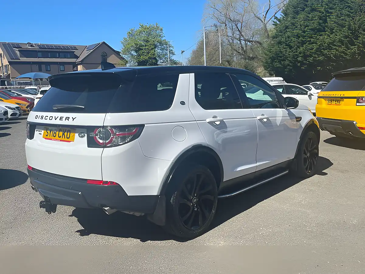 Used 2018 Land Rover Discovery Sport Hse Black White - Interior and Exterior details 8