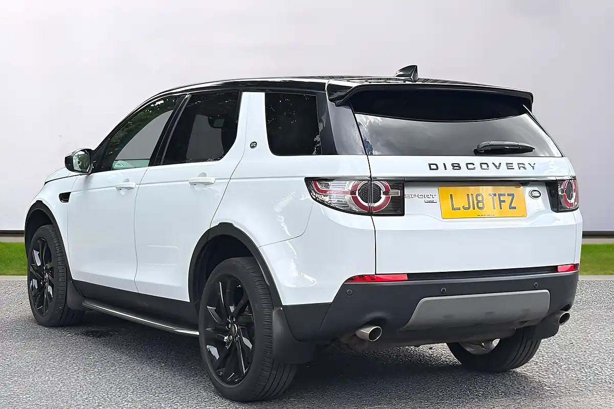 Used 2018 Land Rover Discovery Sport Hse Black White - Interior and Exterior details 5