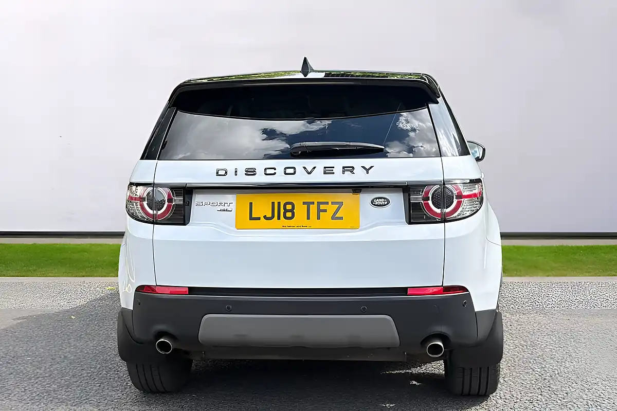 Used 2018 Land Rover Discovery Sport Hse Black White - Interior and Exterior details 6