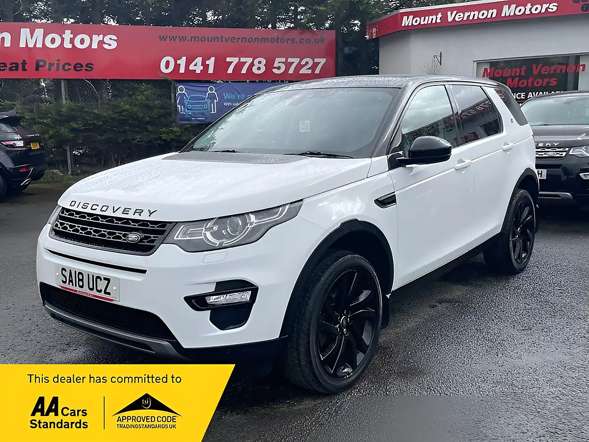 Used 2018 Land Rover Discovery Sport Hse Black White - Front View