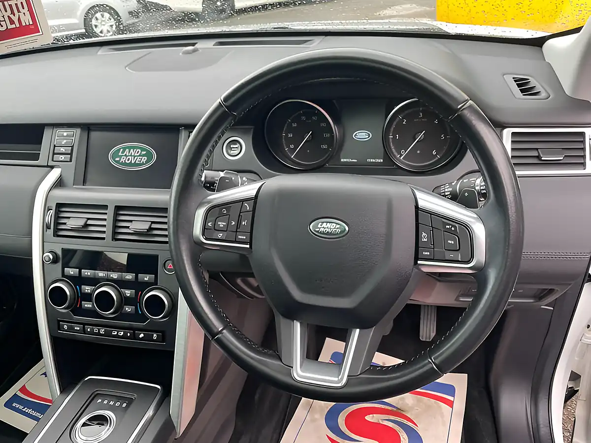 Used 2018 Land Rover Discovery Sport Hse Black White - Interior and Exterior details 15