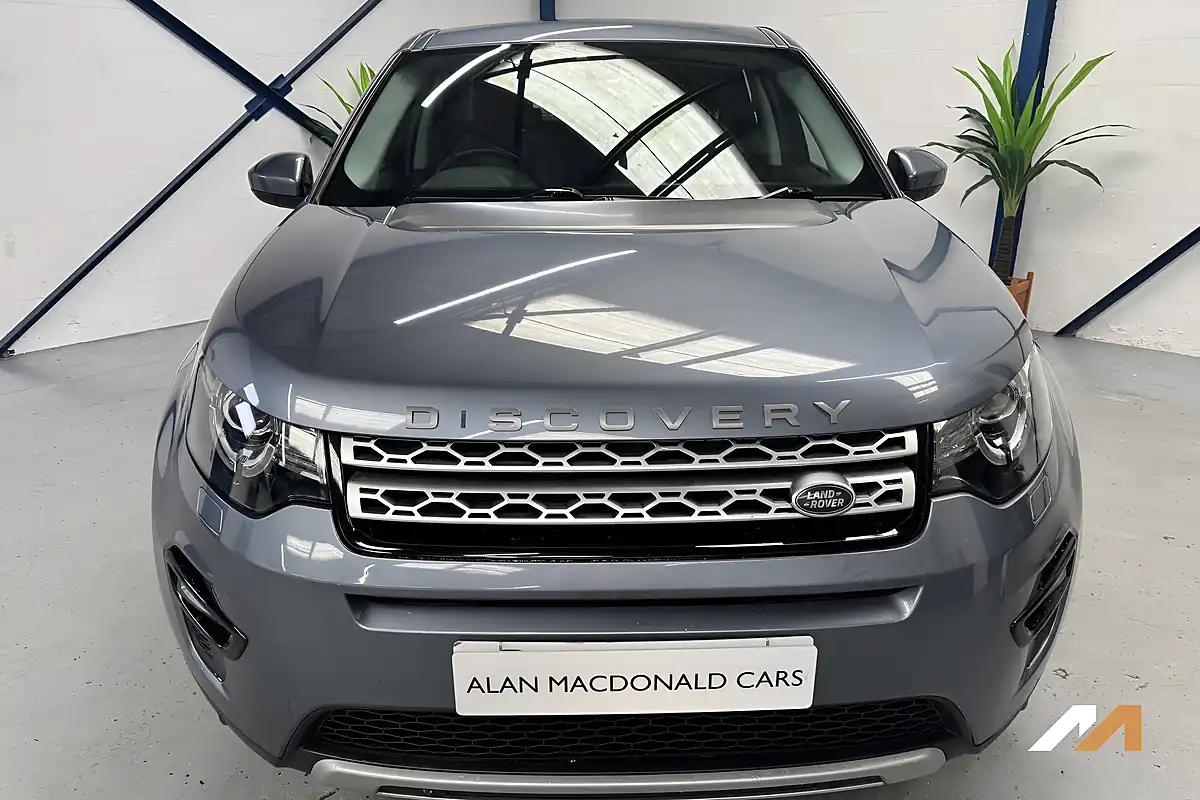 Used 2018 Land Rover Discovery Sport Hse Blue - Interior and Exterior details 2