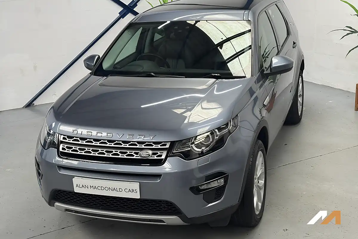 Used 2018 Land Rover Discovery Sport Hse Blue - Interior and Exterior details 8