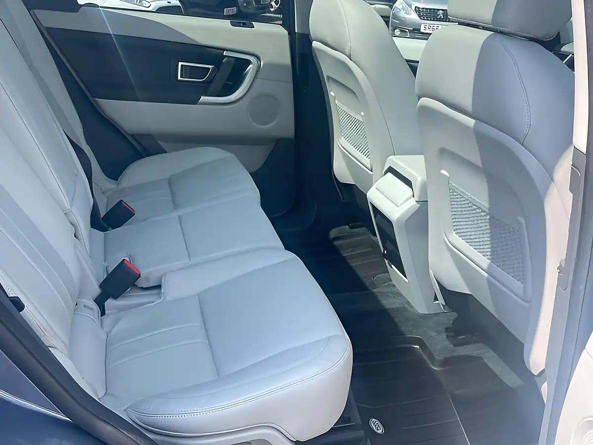 Used 2018 Land Rover Discovery Sport Hse Blue - Interior and Exterior details 11