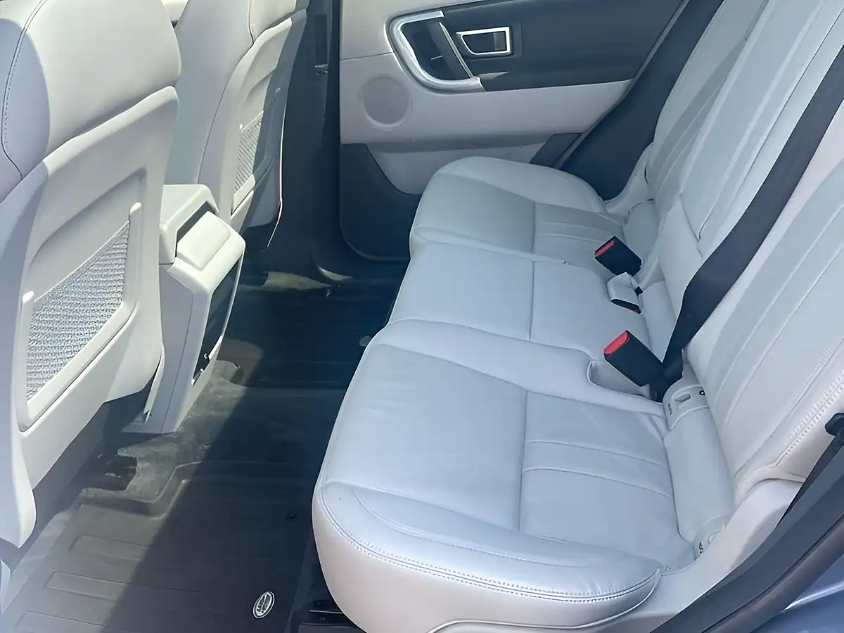 Used 2018 Land Rover Discovery Sport Hse Blue - Interior and Exterior details 13