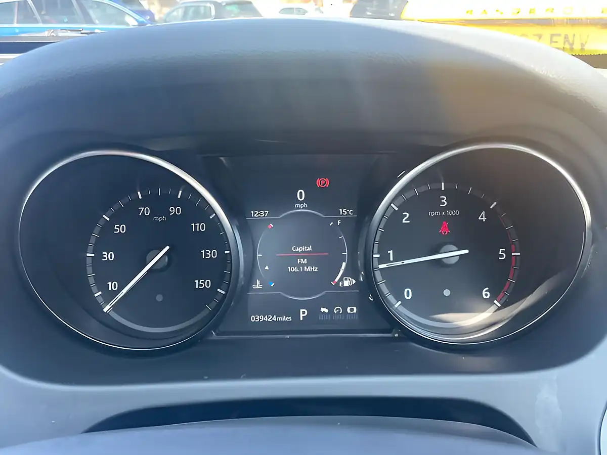 Used 2018 Land Rover Discovery Sport Hse Blue - Interior and Exterior details 19