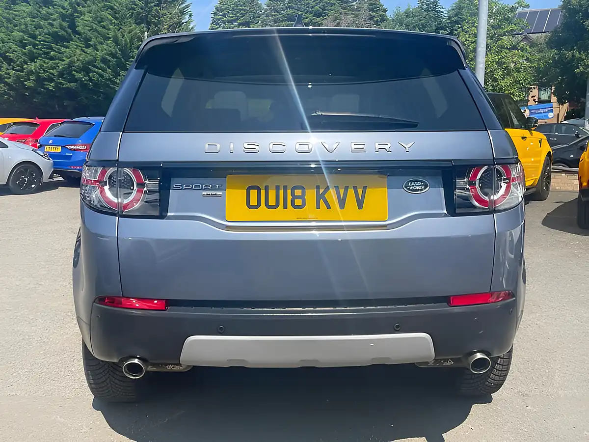 Used 2018 Land Rover Discovery Sport Hse Blue - Interior and Exterior details 4