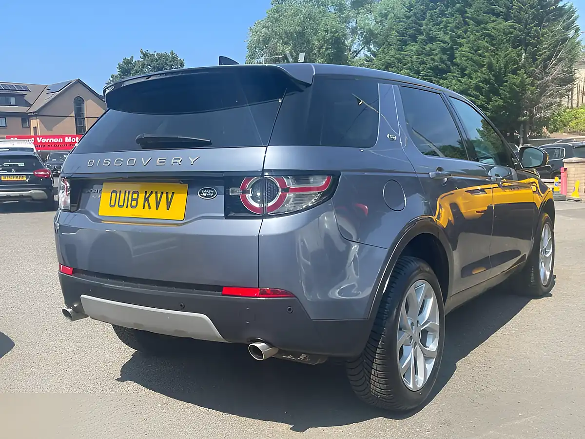 Used 2018 Land Rover Discovery Sport Hse Blue - Interior and Exterior details 5