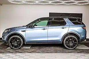 Used 2018 Land Rover Discovery Sport Hse Byron Blue - Interior and Exterior details 6