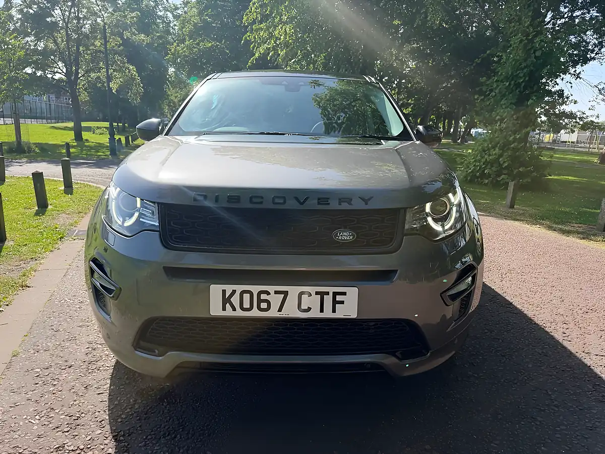 Used 2018 Land Rover Discovery Sport Hse Dynamic Lux Grey - Interior and Exterior details 10