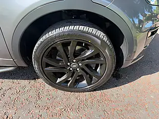 Used 2018 Land Rover Discovery Sport Hse Dynamic Lux Grey - Interior and Exterior details 9