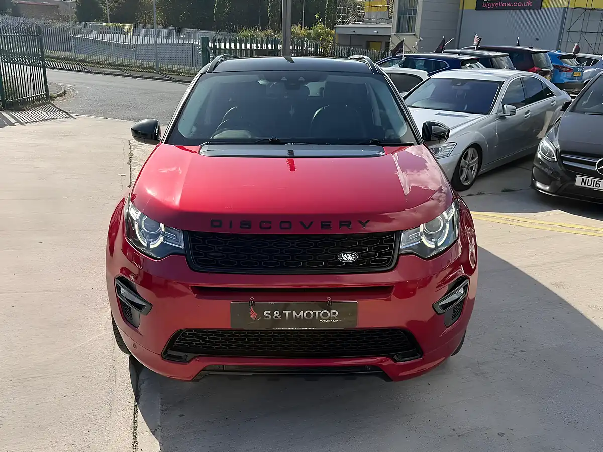 Used 2018 Land Rover Discovery Sport Hse Dynamic Lux Red - Interior and Exterior details 3