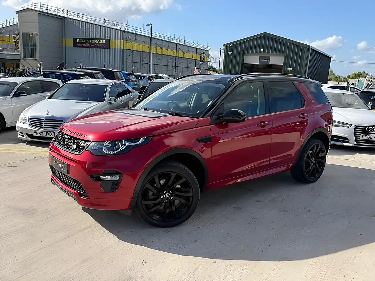 Used 2018 Land Rover Discovery Sport Hse Dynamic Lux Red - Interior and Exterior details 6
