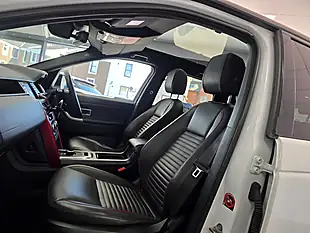 Used 2018 Land Rover Discovery Sport Hse Dynamic Lux White - Interior and Exterior details 12