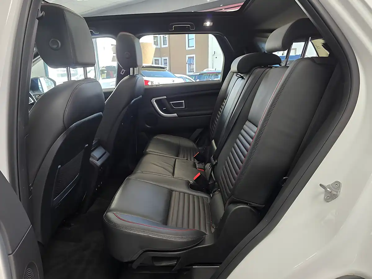 Used 2018 Land Rover Discovery Sport Hse Dynamic Lux White - Interior and Exterior details 13