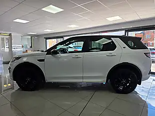 Used 2018 Land Rover Discovery Sport Hse Dynamic Lux White - Interior and Exterior details 15