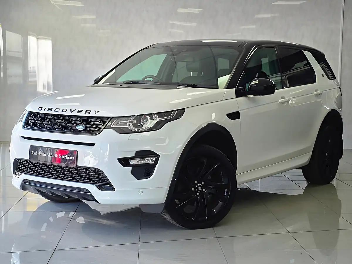 Used 2018 Land Rover Discovery Sport Hse Dynamic Lux White - Interior and Exterior details 2
