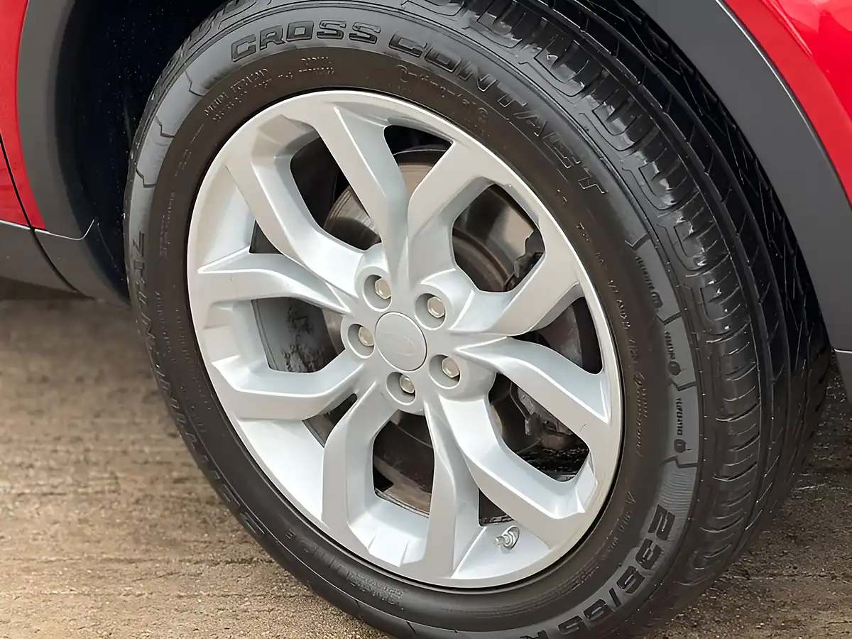 Used 2018 Land Rover Discovery Sport Hse Firenze Red - Interior and Exterior details 8