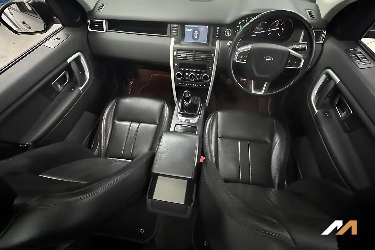 Used 2018 Land Rover Discovery Sport Hse Grey - Interior and Exterior details 14