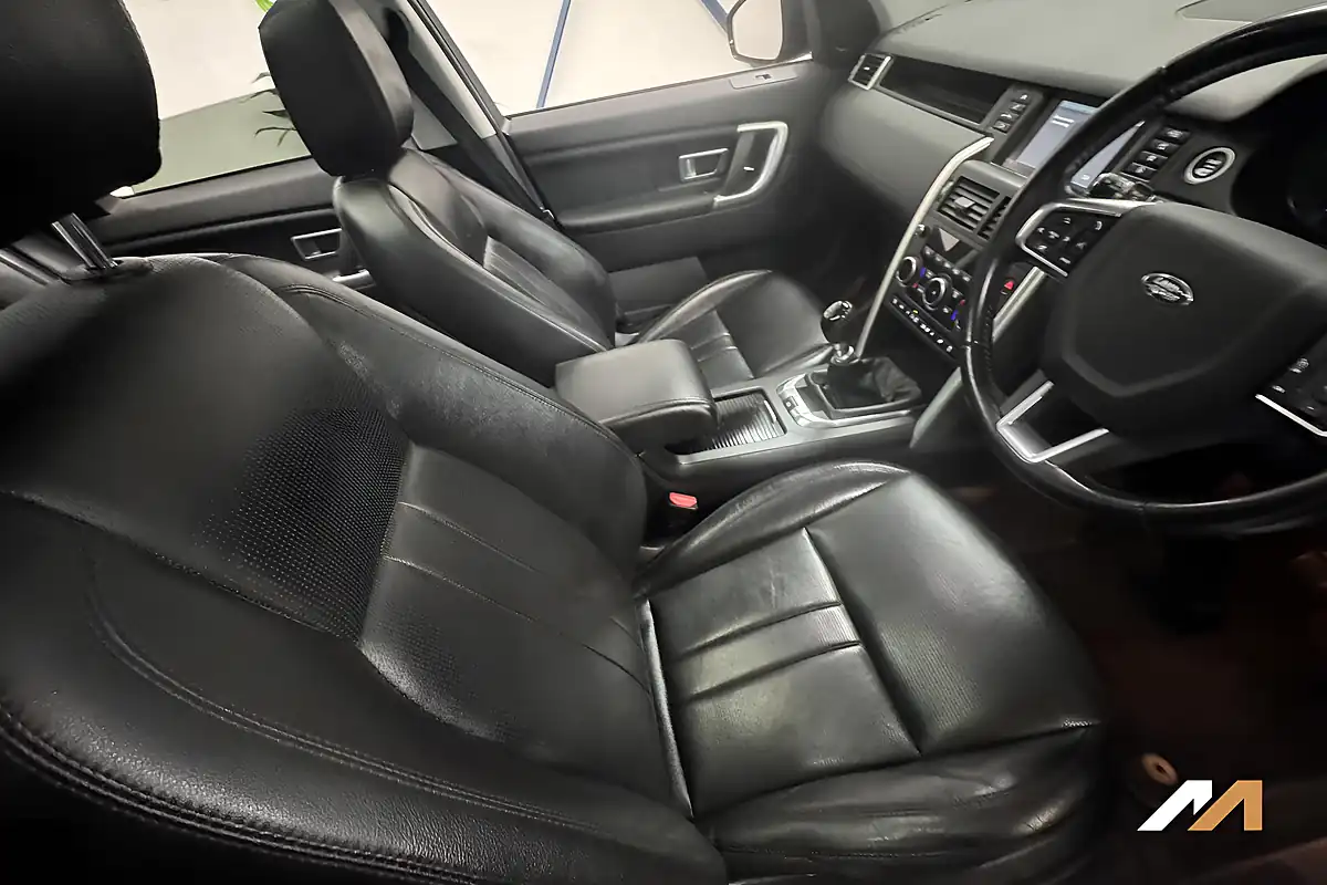 Used 2018 Land Rover Discovery Sport Hse Grey - Interior and Exterior details 15
