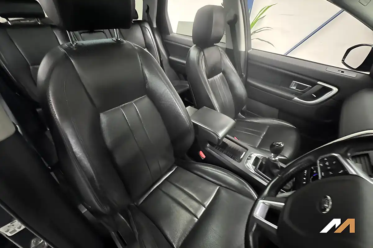 Used 2018 Land Rover Discovery Sport Hse Grey - Interior and Exterior details 16