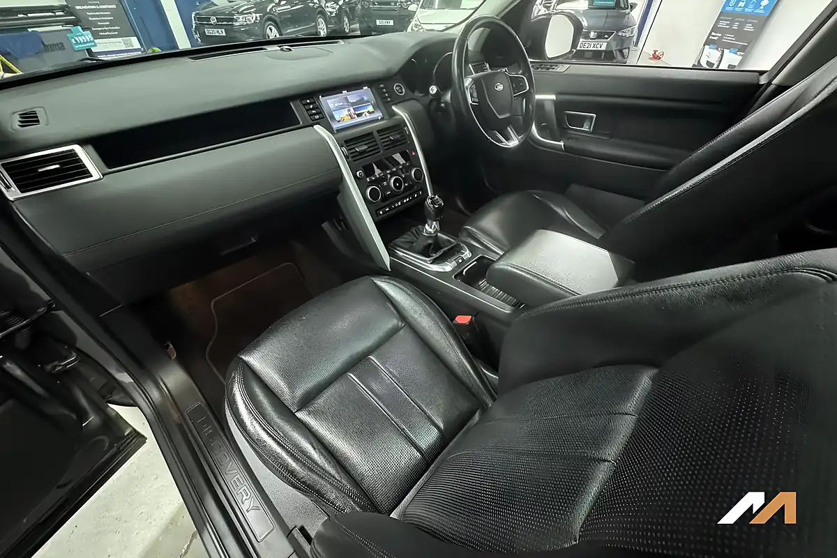 Used 2018 Land Rover Discovery Sport Hse Grey - Interior and Exterior details 18