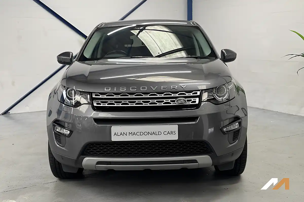 Used 2018 Land Rover Discovery Sport Hse Grey - Interior and Exterior details 4