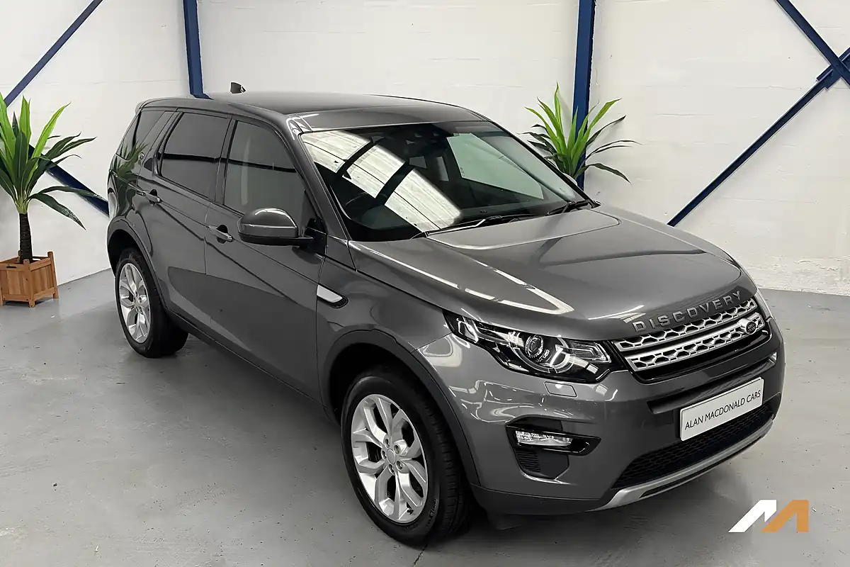 Used 2018 Land Rover Discovery Sport Hse Grey - Interior and Exterior details 8
