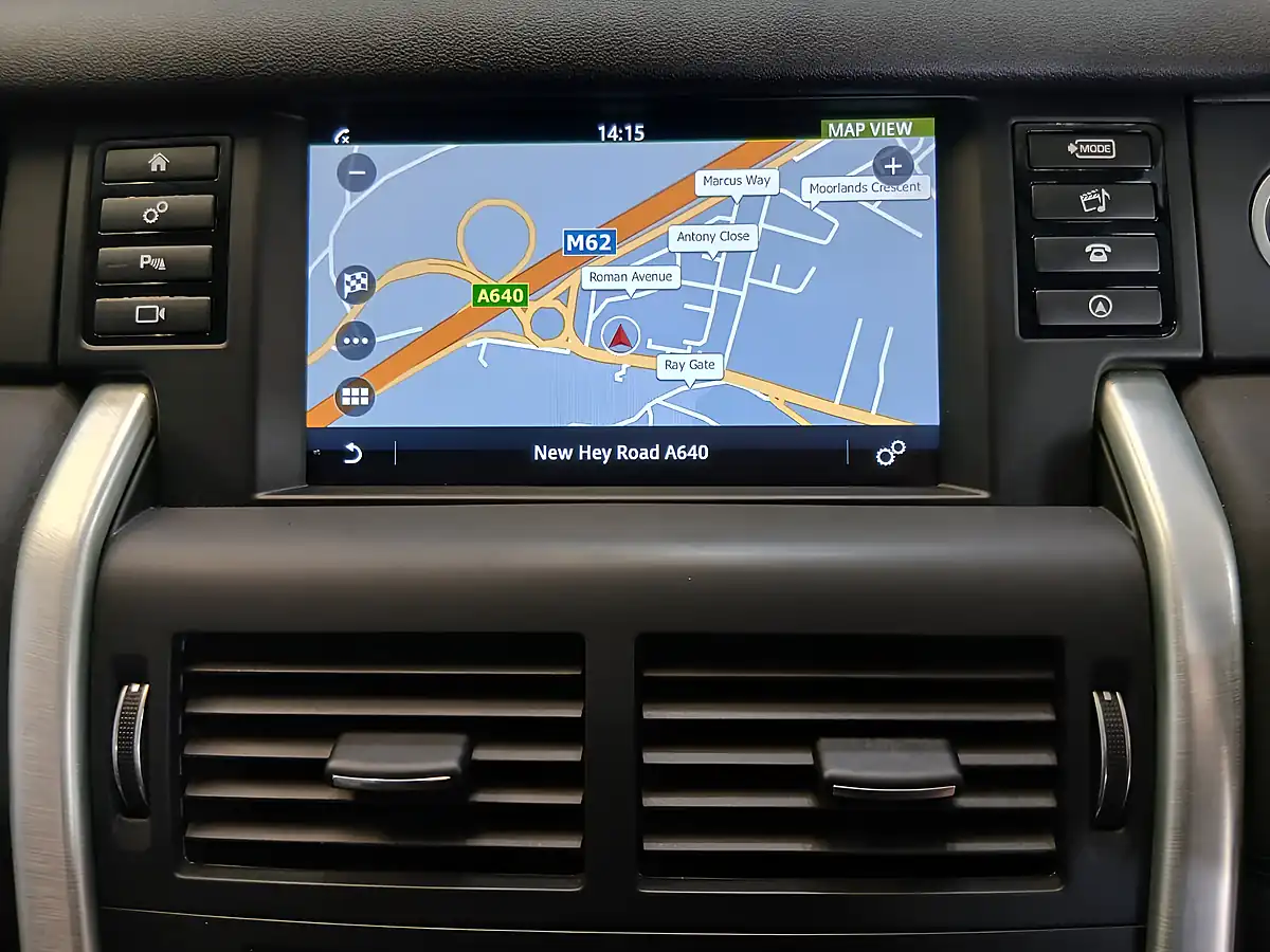 Used 2018 Land Rover Discovery Sport Hse Grey - Interior and Exterior details 16