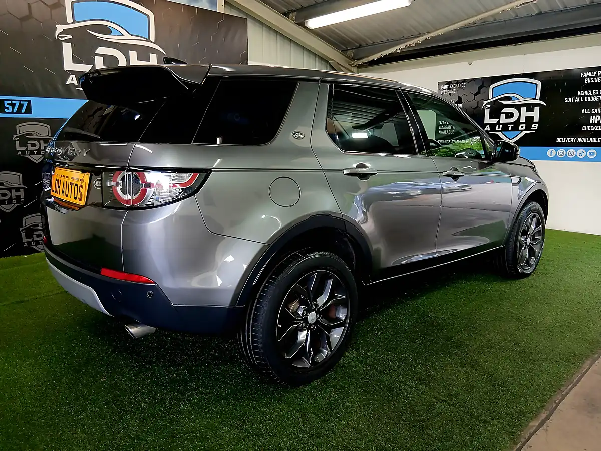 Used 2018 Land Rover Discovery Sport Hse Grey - Interior and Exterior details 3