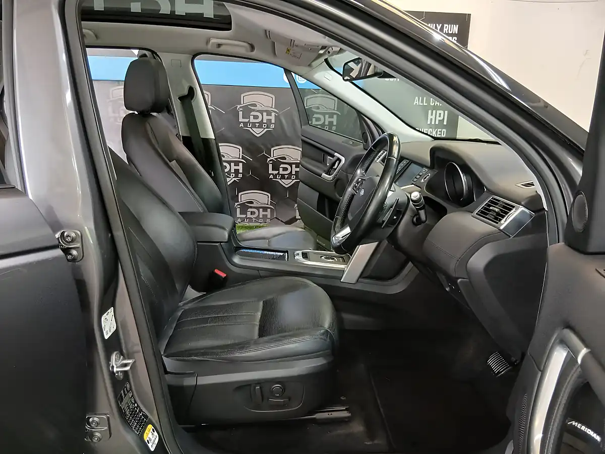 Used 2018 Land Rover Discovery Sport Hse Grey - Interior and Exterior details 8