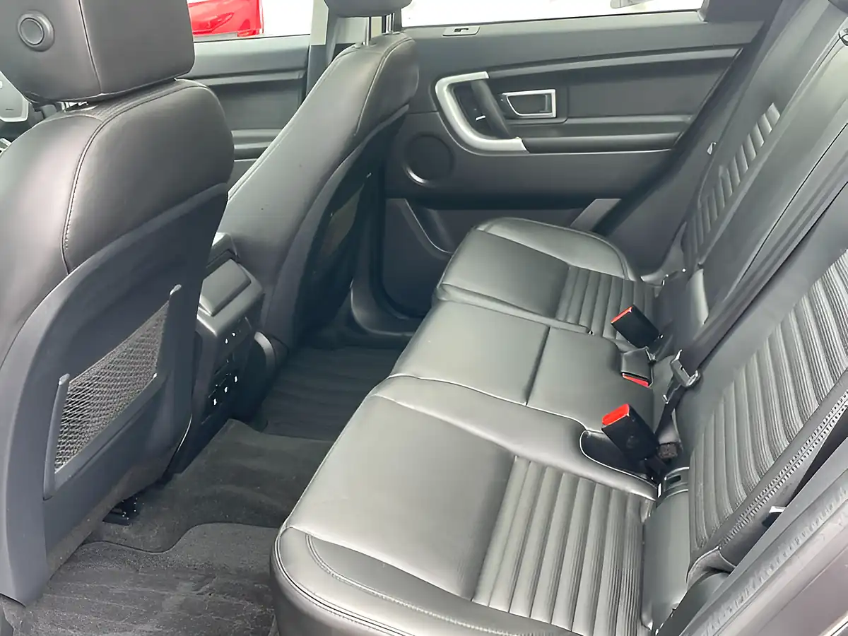 Used 2018 Land Rover Discovery Sport Hse Luxury Grey - Interior and Exterior details 14