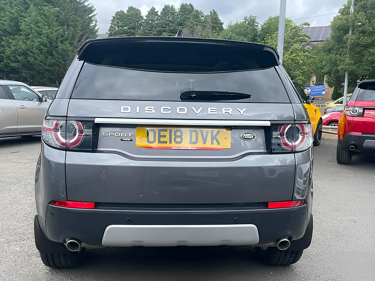 Used 2018 Land Rover Discovery Sport Hse Luxury Grey - Interior and Exterior details 9