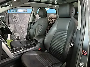 Used 2018 Land Rover Discovery Sport Hse Luxury Grey - Interior and Exterior details 10