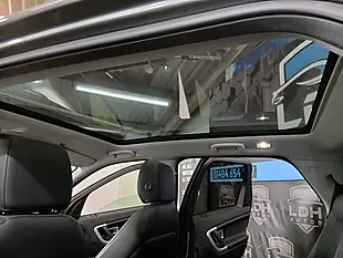 Used 2018 Land Rover Discovery Sport Hse Luxury Grey - Interior and Exterior details 13