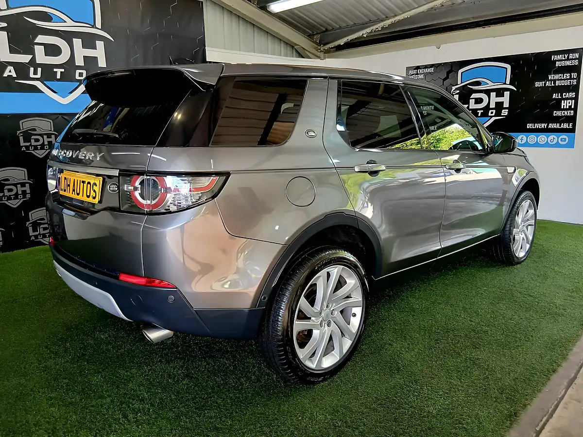 Used 2018 Land Rover Discovery Sport Hse Luxury Grey - Interior and Exterior details 3